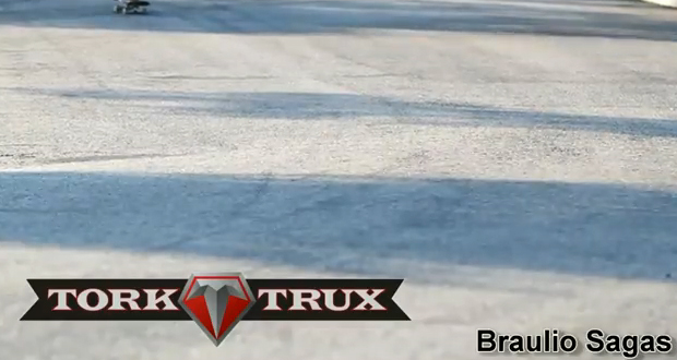 TORK-TRUX-Welcomes-Braulio-Sagas--Curved-Noseslide