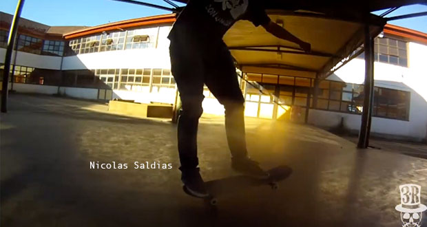 Nicolas-Saldias-Patineta-Chile