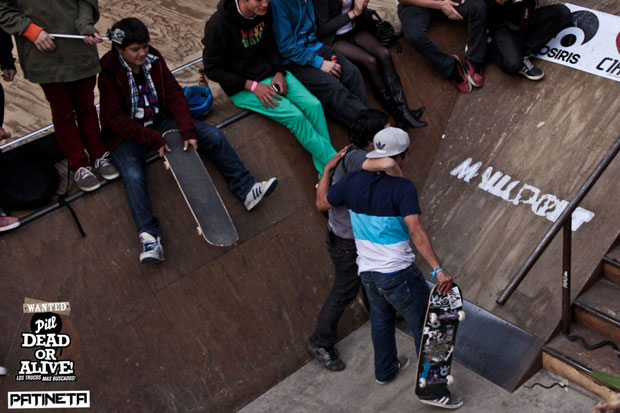 Pill-dead-or-alive-patineta-2