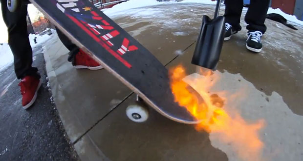 Elliott-Vecchia-Extras-Dave-Bachisnky-Rail-Snow