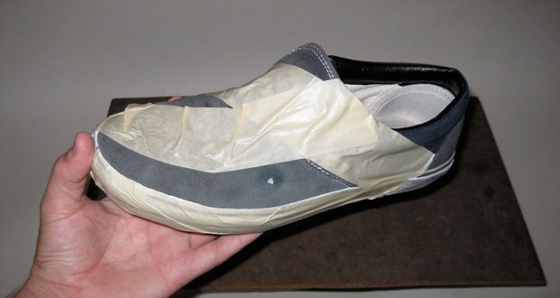 Cómo-arreglar-tus-zapatillas-de-skate-con-Shoe-Goo-02