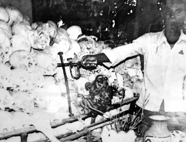 Carlos Johannes en Toul Sleng Museo del Genocidio-28