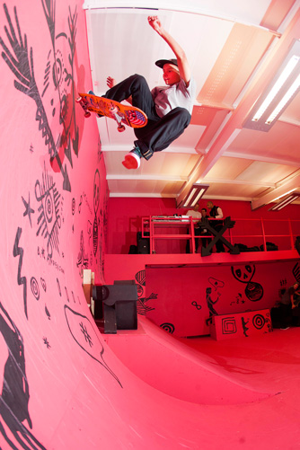 22-Oski-Hallberg-Frontside-no-comply