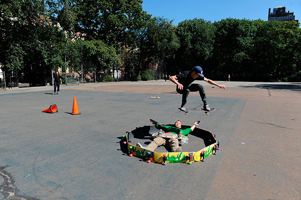 Brad-Cromer-es-PRO-para-Krooked-Skateboards3