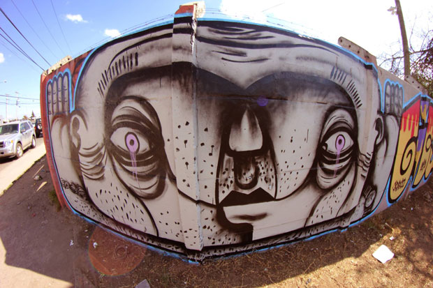 Contrabando-Skateboards-Leo-Aguilar-muro-1