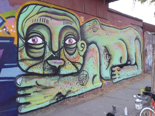 Contrabando-Skateboards-Leo-Aguilar-muro-2