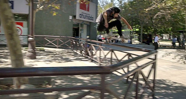 Gravedad-Zero--Skate-Santiago-1