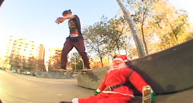 Sweet-Skateboards--The-guys-+-Santa-wishes-you-a-sweet-Christmas