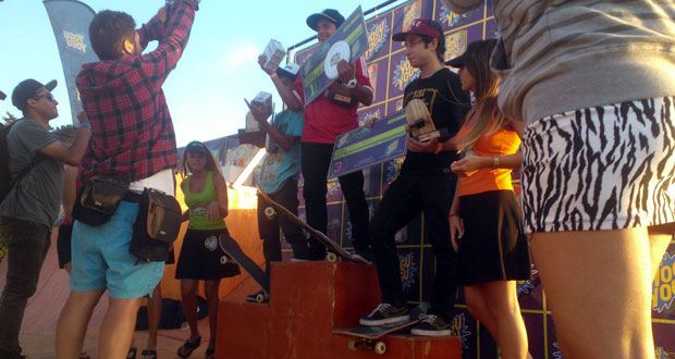 2-Riders-Adrenalin-en-podio-de-#yoguyoguontour-maitencillo