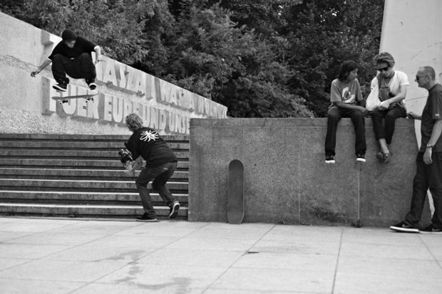Flip-Skateboards--European-Skate-Tour-Red-Bull-Arto-Saari-Fotos-17