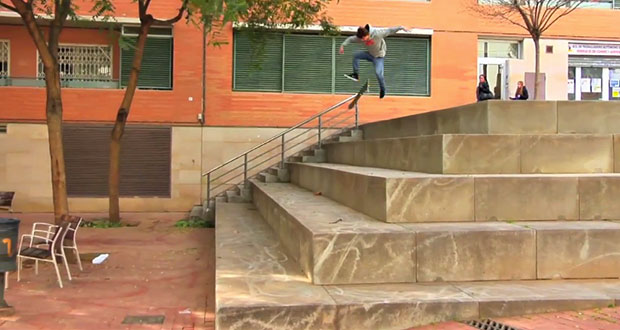 Jart-Skateboards--The-Am-Proyect-Adrien-Bulard-360-flip
