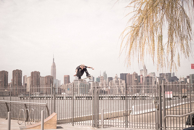FENCE-JUMP-color