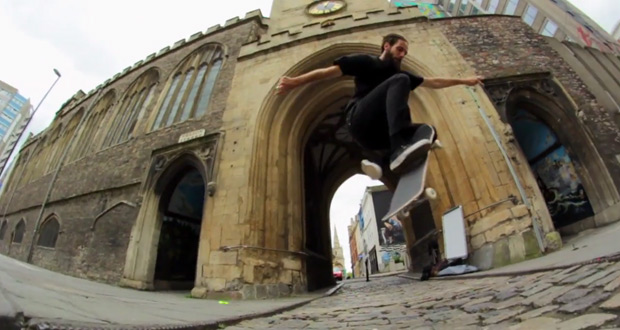 Brixton's-Jason-Lewer-PATINETA