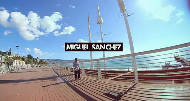 Stay-Kicking---Valparaiso---Miguel-Sanchez-(Kiskillo)