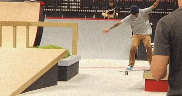 Street-League-Skateboarding--Super-Crown-2014---Luan-Oliveira---Sw-Tailslide-540-out