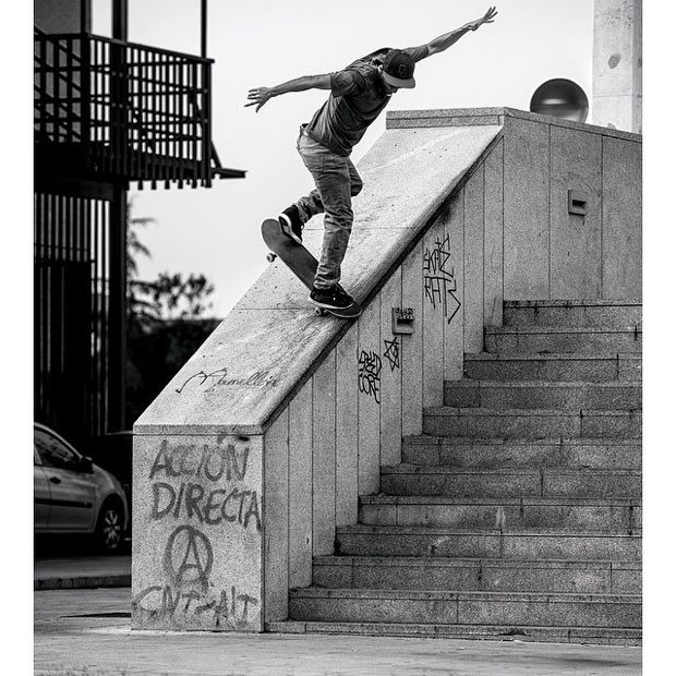 Tommy-Fynn-Gold-Record-Debut--interior-patineta
