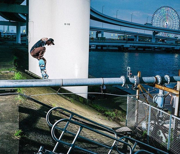 HUF's-'Stoops-Asia-tour'-video-interior-patineta
