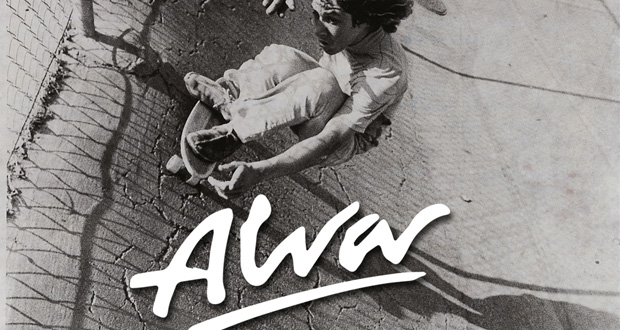 Vans--Tony-Alva-en-Chile---Firma-de-Autografos