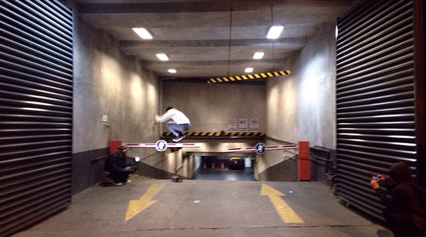 diamond-skateshop-hippie-jump-etiel