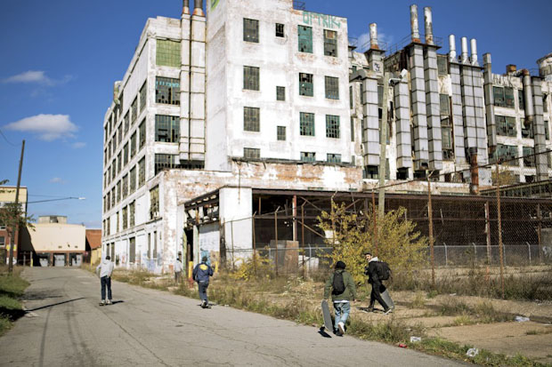 001-Crew_Detroit_Coulthard-840x560