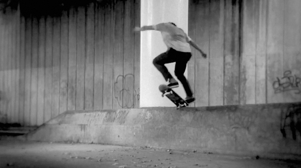 Dinovo-patineta1