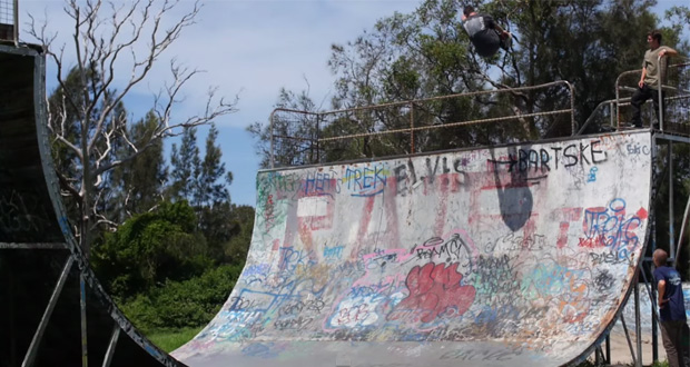Pedro-Barros--Vi-Kakinho--Australia-2015