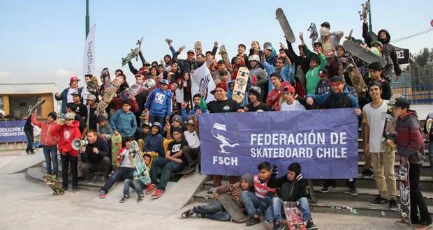 Primer-encuentros-de-escuelas-de-skate-lo-barnechea