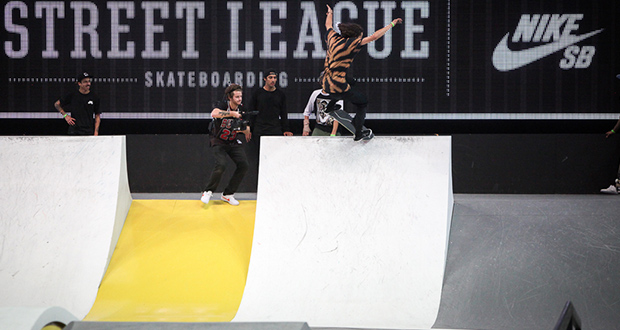 Con-estos-trucos-Evan-Smith-dejó-la-cagá-en-Street-League-2015-Los-Angeles