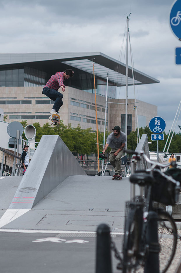 Converse-skate-Chile-Tour-Maleta-rota-2015-5.3jpg.