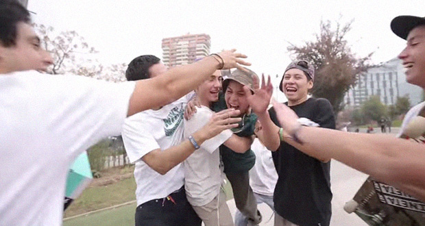 Dia-Mundial-del-Skate-2015--Skatepark-Las-Condes---Video-por-Bowlpark