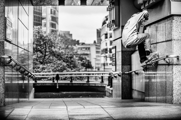 Magenta-Skateboards--La-Capsule-Magenta---Uk---Skate-a-toda-velocidad-ben-gore