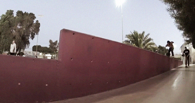 SKATELOA-3---Skateboarding-Chileno---por-Felipe-Cea