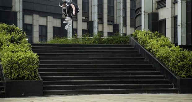 Chris-Joslin-y-su-parte-grabada-durante-12-días-en-China