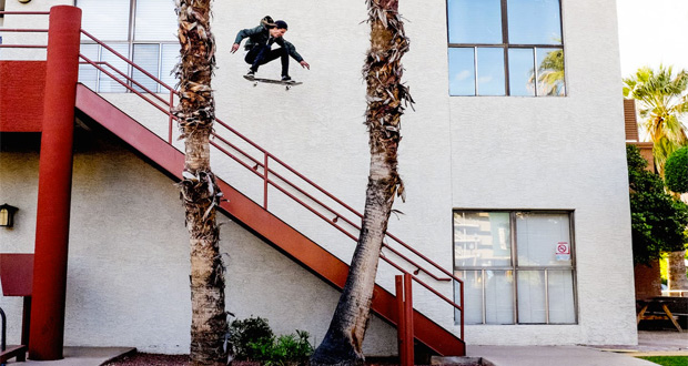 210-escaleras-en-un-dia-con-Aaron-Jaws-Homoki