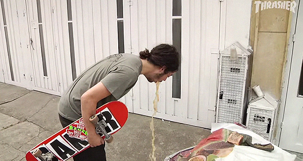 baker-promo-trailer-patineta