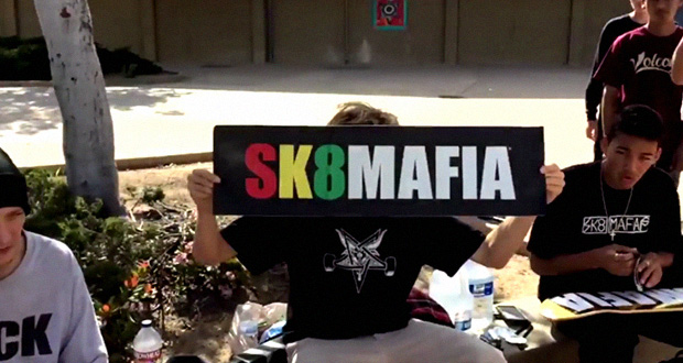 Abril-trucos-mil-con-Sk8MAFIA