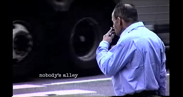 Te-van-a-dar-ganas-de-andar--LurkNYC---Nobody’s-Alley
