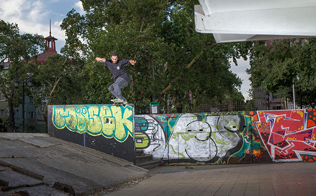 matias-letelier-front-bores